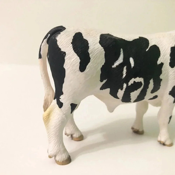 2007 Schleich Holstein Bull  Cow Dairy Farm Figure Black and White - Picture 6 of 14